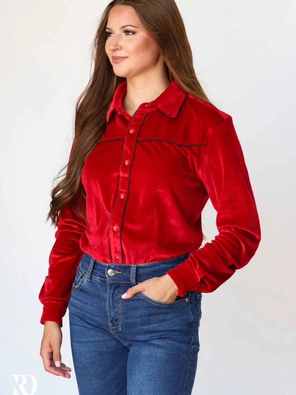 Ranch Dress'n Women's SMALL Red Velvet Performance Rodeo Shirt